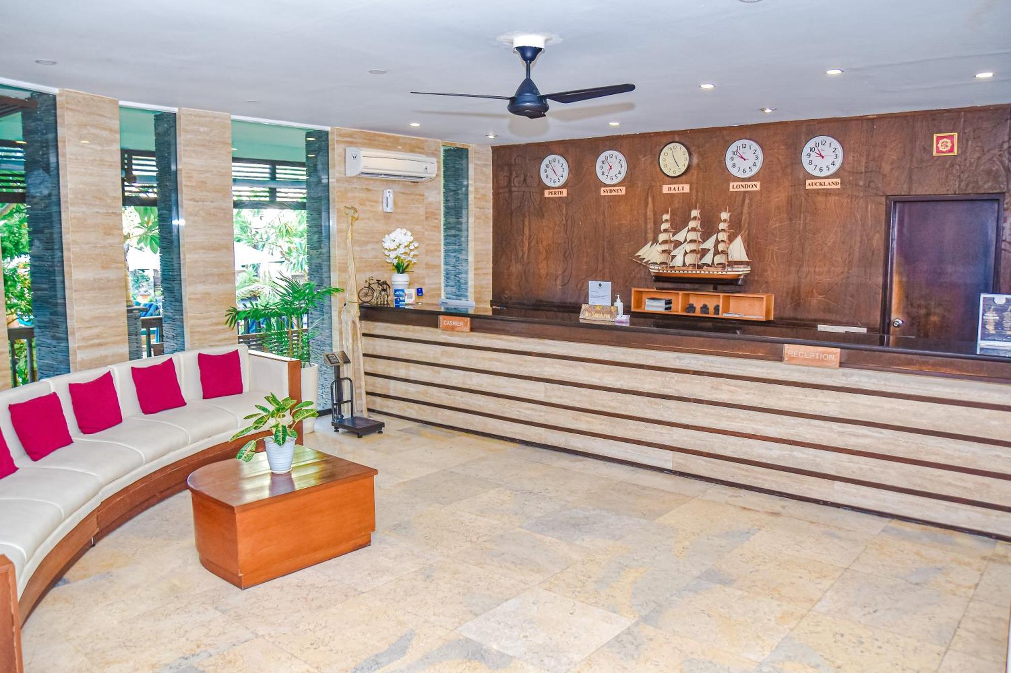 The Lokha Legian Resort & Spa Exterior photo