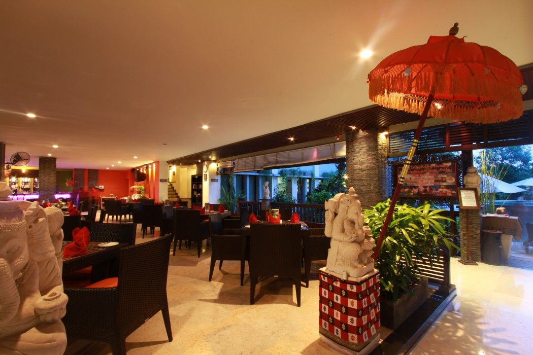 The Lokha Legian Resort & Spa Exterior photo