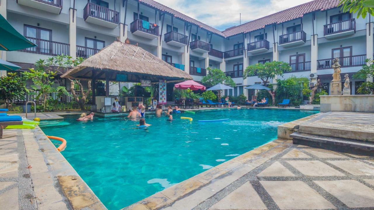 The Lokha Legian Resort & Spa Exterior photo