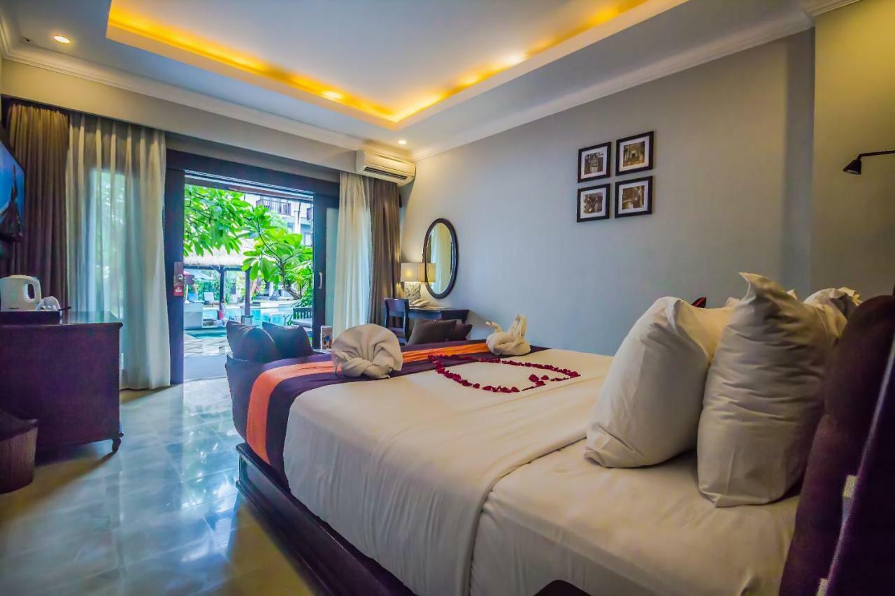 The Lokha Legian Resort & Spa Exterior photo