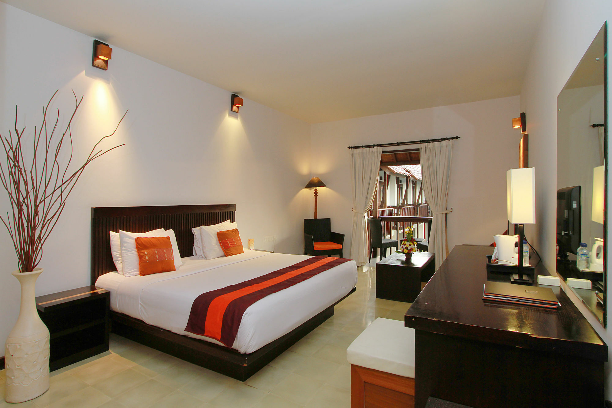 The Lokha Legian Resort & Spa Exterior photo