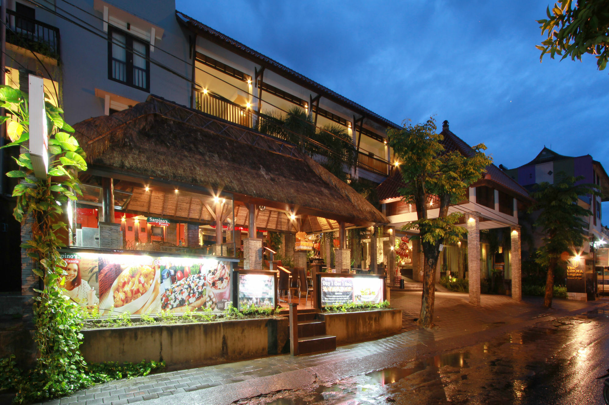 The Lokha Legian Resort & Spa Exterior photo